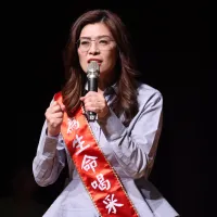 媒體人董智森表示,台灣將近400個鄉鎮市,國民黨主席連1個鄉鎮市都沒辦法處理,當什麼黨主席?圖為國民黨主席鄭麗文。(資料照,顏麟宇攝) 媒體人董智森表示,台灣將近400個鄉鎮市,國民黨主席連1個鄉鎮市都沒辦法處理,當什麼黨主席?圖為國民黨主席鄭麗文。(資料照,顏麟宇攝)