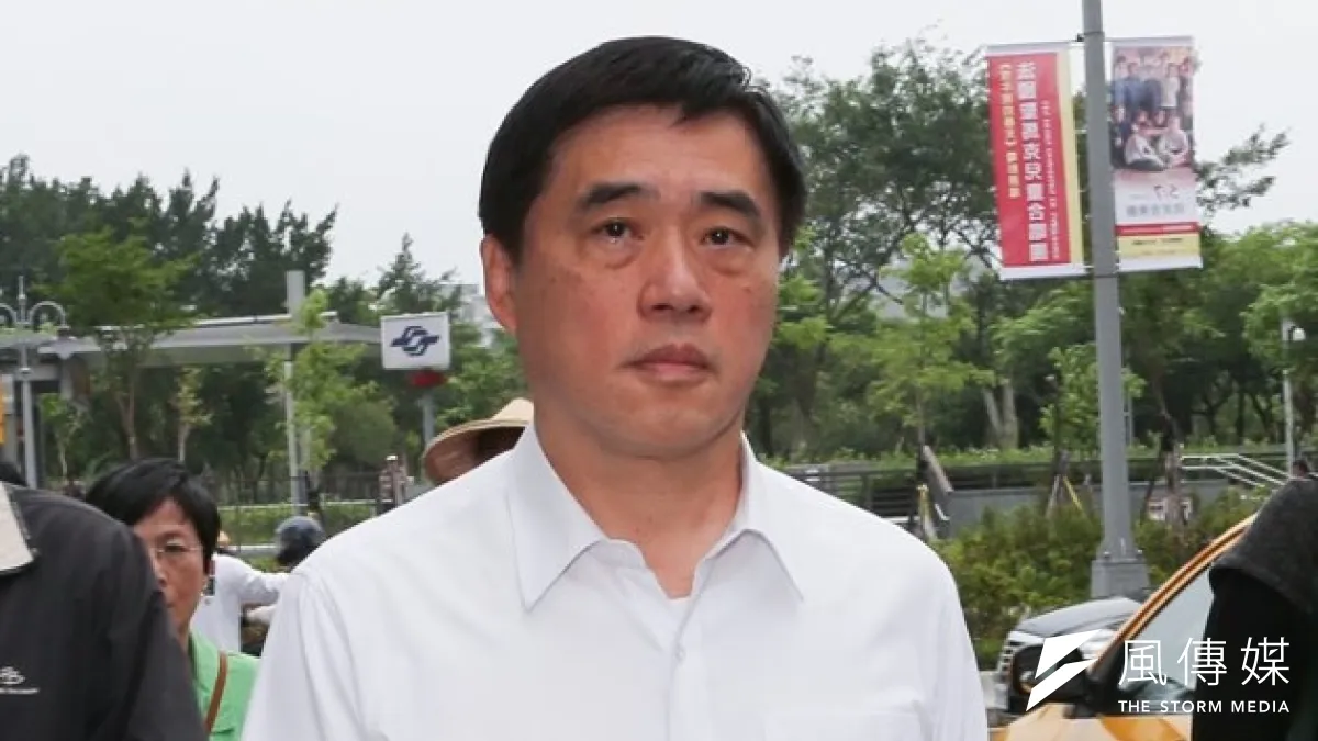 對於台北市寶斗里的暫定古蹟「清雲閣」遭地主與開發商拆除,郝龍斌5日在市政會議上震怒。(余志偉攝)