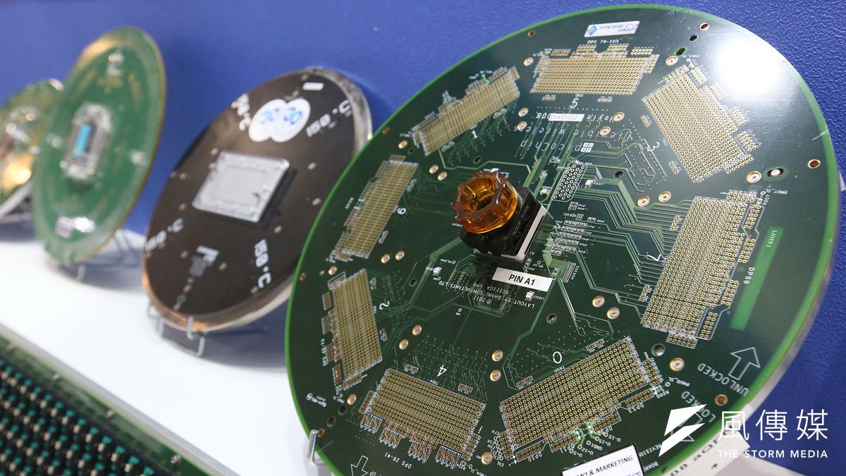 在美中競逐科技主導權的環境下,台灣半導體產業將在兩國分流中獲益。(柯承惠攝) 在美中競逐科技主導權的環境下,台灣半導體產業將在兩國分流中獲益。(柯承惠攝)