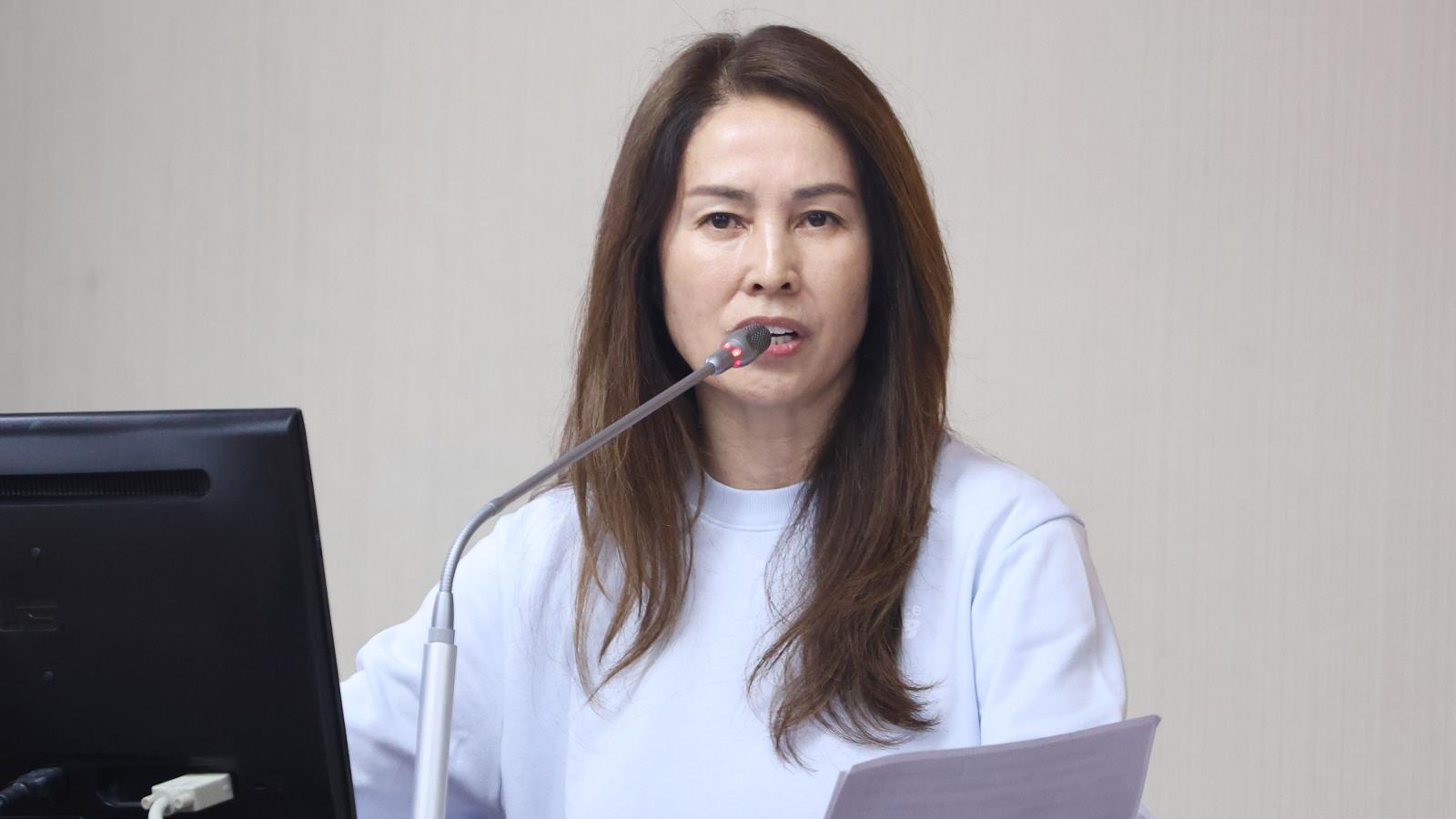拆電子手環跑路!高金素梅辦公室主任潛逃 民進黨團:清白將永遠打上問號