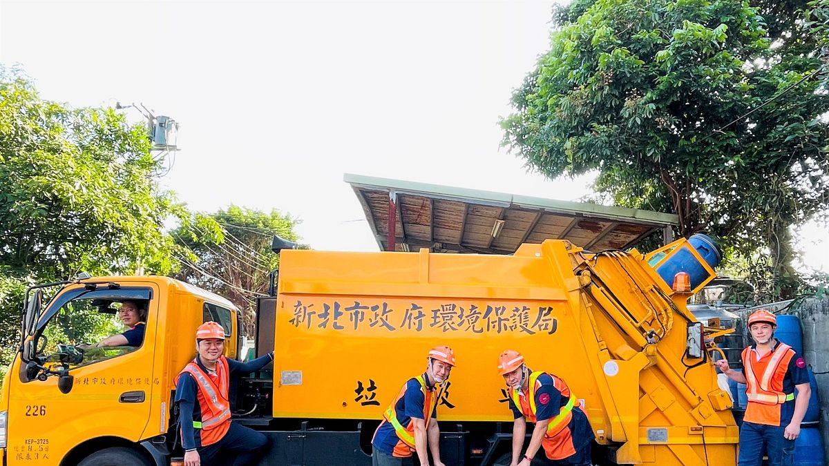 新北市環保局今(16)日公布「113年儲備清潔隊員」甄試簡章,將招考890名候用清潔隊員。(圖/新北市環保局提供) 新北市環保局今(16)日公布「113年儲備清潔隊員」甄試簡章,將招考890名候用清潔隊員。(圖/新北市環保局提供)