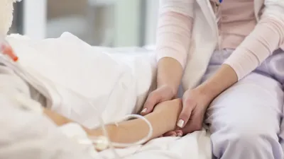 民國111年新發生癌症人數較110年增加8531人,平均每4分2秒就有1人罹癌,比前一年快轉17秒;10大癌症榜首連續2年由肺癌拿下,曾蟬聯15年榜首的大腸癌則居第2。(示意圖/取自photo-ac)