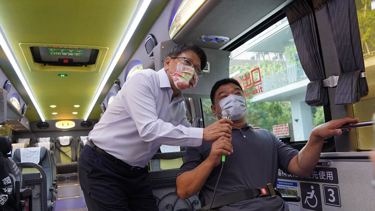 屏東客運公司推出的首輛大型無障礙巴士14日正式啟用。(圖/屏東縣政府交通旅遊處提供) 屏東客運公司推出的首輛大型無障礙巴士14日正式啟用。(圖/屏東縣政府交通旅遊處提供)