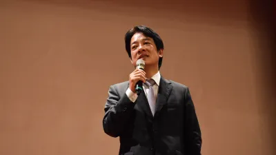 前行政院長賴清德今(14)日晚間表示,民進黨一定要團結一致打贏選戰,最好的方式是經過黨內總統初選,讓人民決定誰代表民進黨。(賴清德辦公室提供)