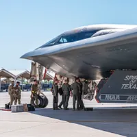 アメリカ軍のB-2ステルス爆撃機。(AP通信) アメリカ軍のB-2ステルス爆撃機。(AP通信)