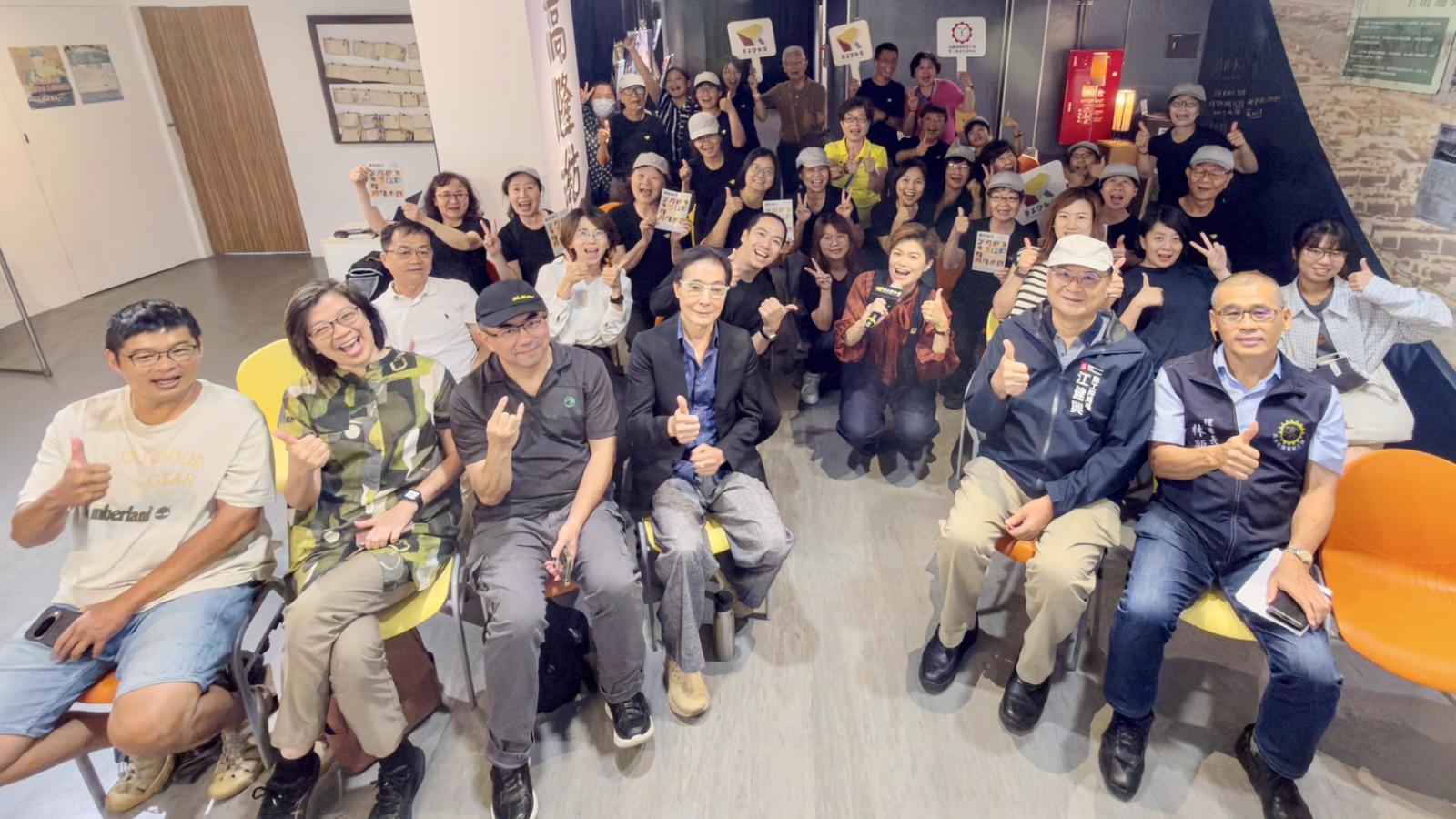 平均68歲志工演活台灣勞動史! 《流經歲月》最終場謝幕、明年化身影像再現