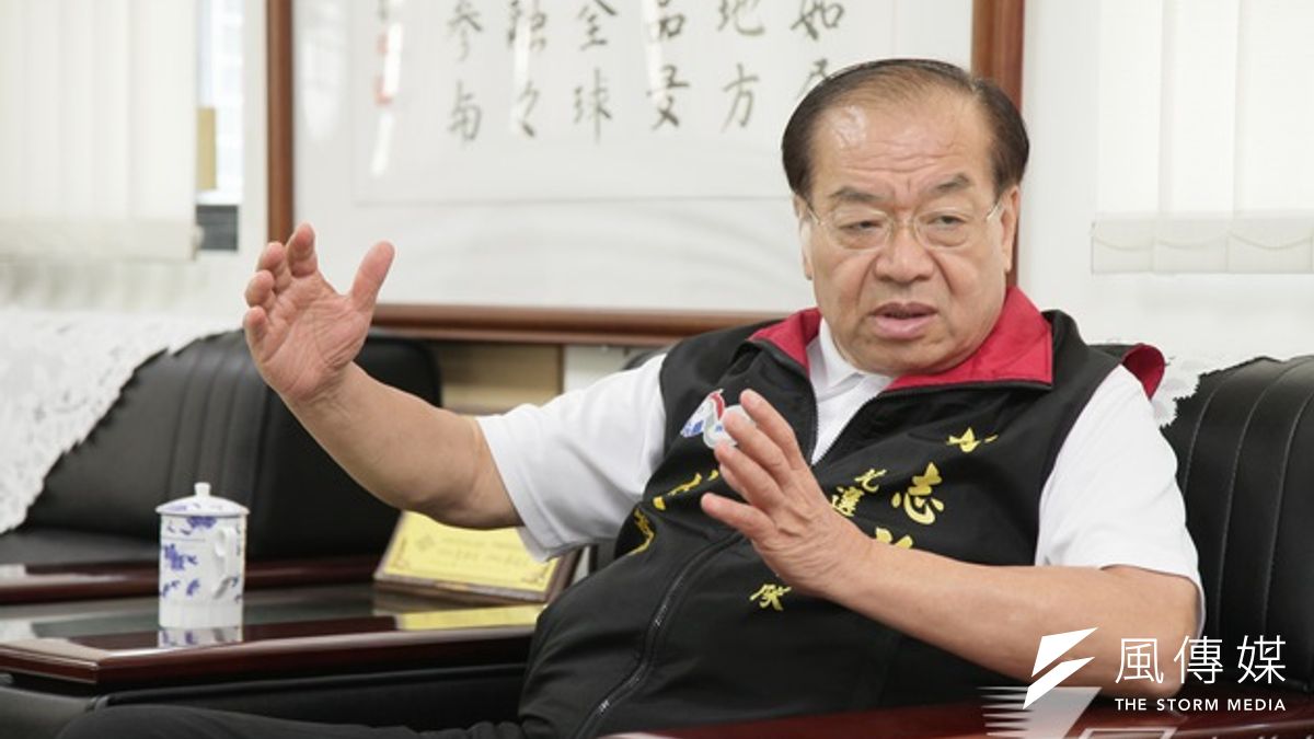 台中紅派大老林敏霖表示,選民對大環境不滿,只能靠建設來彌補。(蕭德洪攝) 台中紅派大老林敏霖表示,選民對大環境不滿,只能靠建設來彌補。(蕭德洪攝)