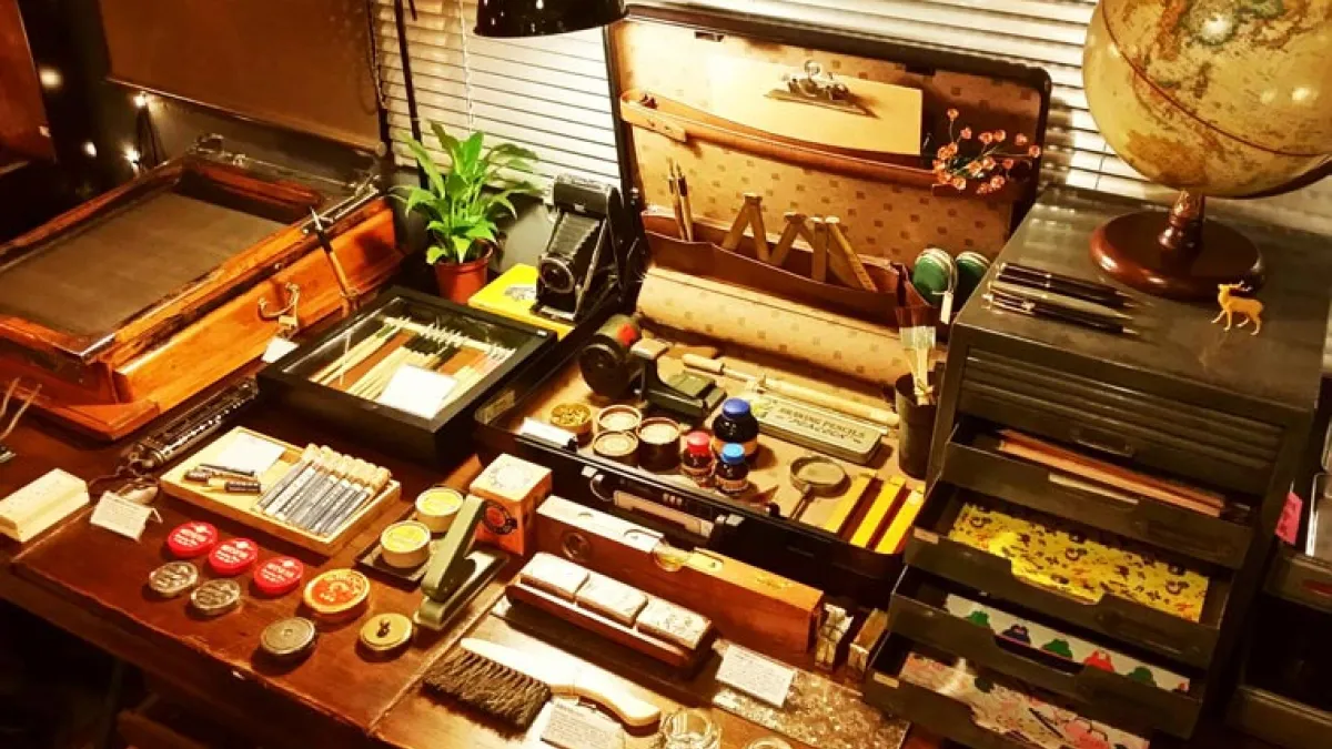 從手寫到網路時代,多數人早已忘記手寫的感動,逛逛文具店提升生活品味。(圖/設計王 DesignWant)