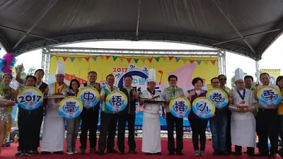 梧棲小卷季結合魚苗放流 推廣海洋保育