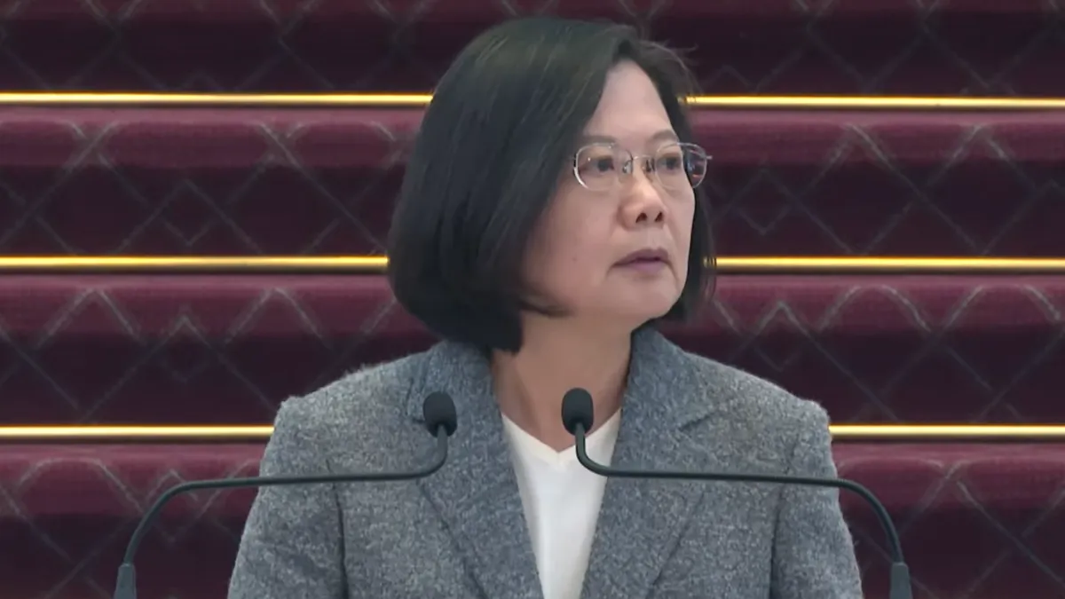 總統蔡英文高票連任後,在總統府發表敞廳談話。(取自蔡英文臉書直播)