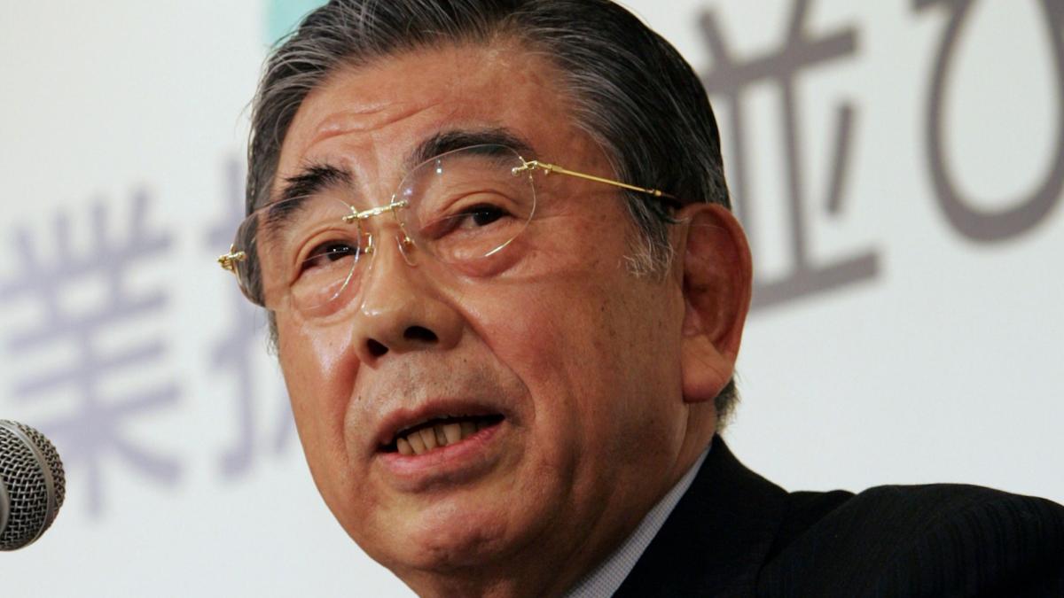 一手打造7-Eleven神話,日本社會樣貌因他改變:「零售之神」鈴木敏文,93歲高齡人生謝幕