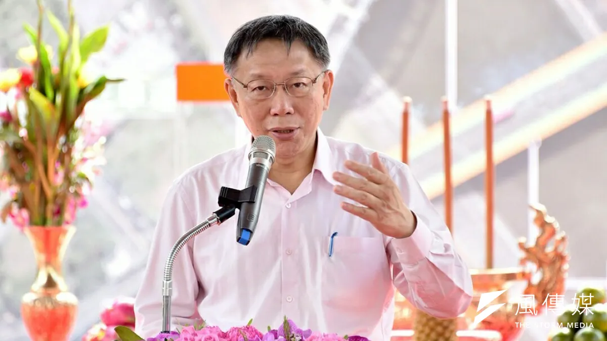 對於悠遊卡目前仍不能刷高雄輕軌,台北市長柯文哲26日表示,禁用一卡通是最後一招,也坦承不是好方法,「還是不要懲罰人民」。(台北市政府提供)
