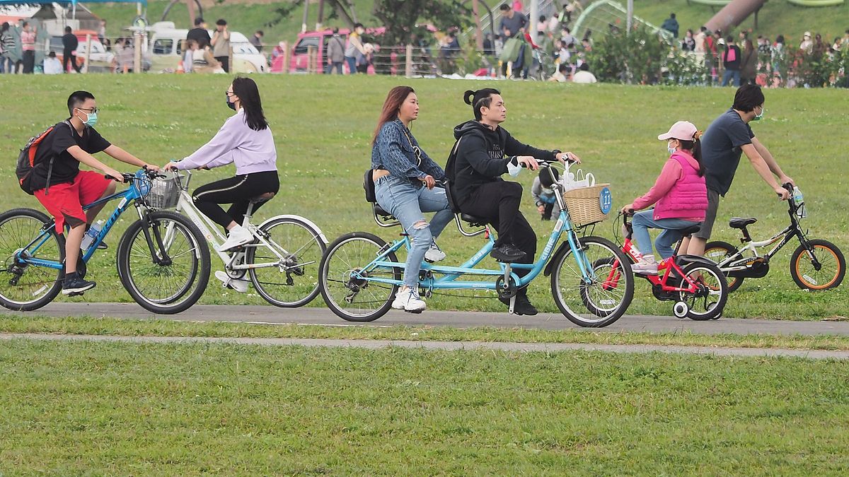 週末迎來五一勞動節連假,中央氣象局發布連假天氣預報。(示意圖/柯承惠攝) 週末迎來五一勞動節連假,中央氣象局發布連假天氣預報。(示意圖/柯承惠攝)