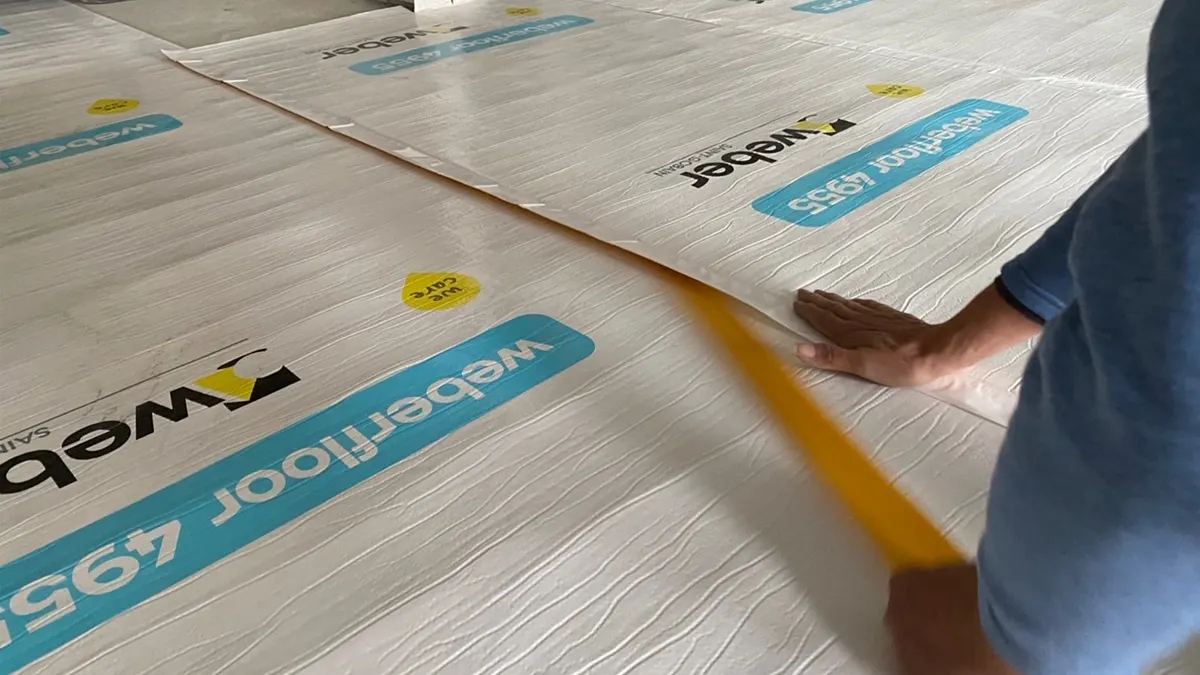 鉅霖集團引進全球第一大建材品牌法國聖戈班隔音產品,已在台灣住宅建案普及使用。(圖/鉅霖國際提供) 鉅霖集團引進全球第一大建材品牌法國聖戈班隔音產品,已在台灣住宅建案普及使用。(圖/鉅霖國際提供)