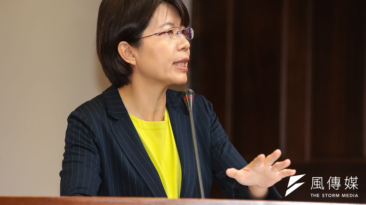 立委黃秀芳(見圖)代表民進黨出征彰化,將和現任縣長王惠美展開「女力對決」。(資料照,顏麟宇攝) 立委黃秀芳(見圖)代表民進黨出征彰化,將和現任縣長王惠美展開「女力對決」。(資料照,顏麟宇攝)