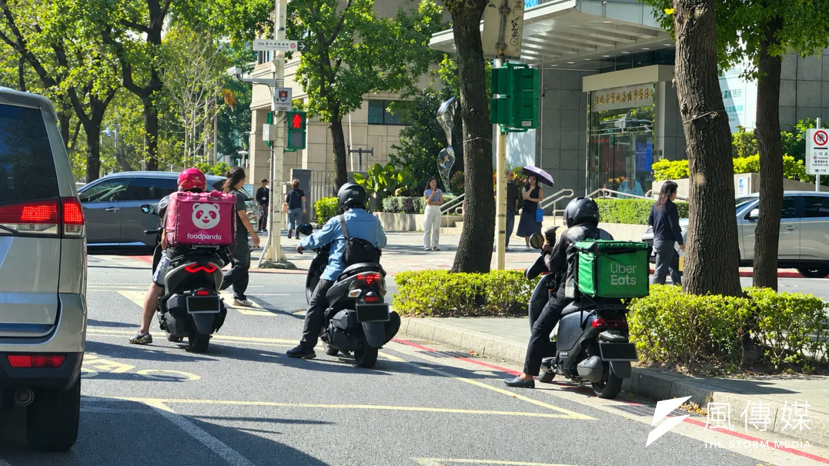 東南亞外送龍頭Grab收購foodpanda台灣業務案,公平交易委員會宣布,經第1825次委員會議充分討論及表決後,決議禁止Grab與foodpanda結合。(劉芯衣攝)