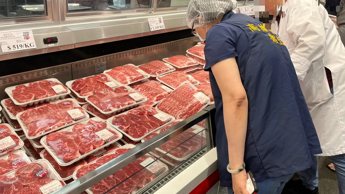 高市衛生局獲報後到場查察。(圖/民眾提供) 高市衛生局獲報後到場查察。(圖/民眾提供)