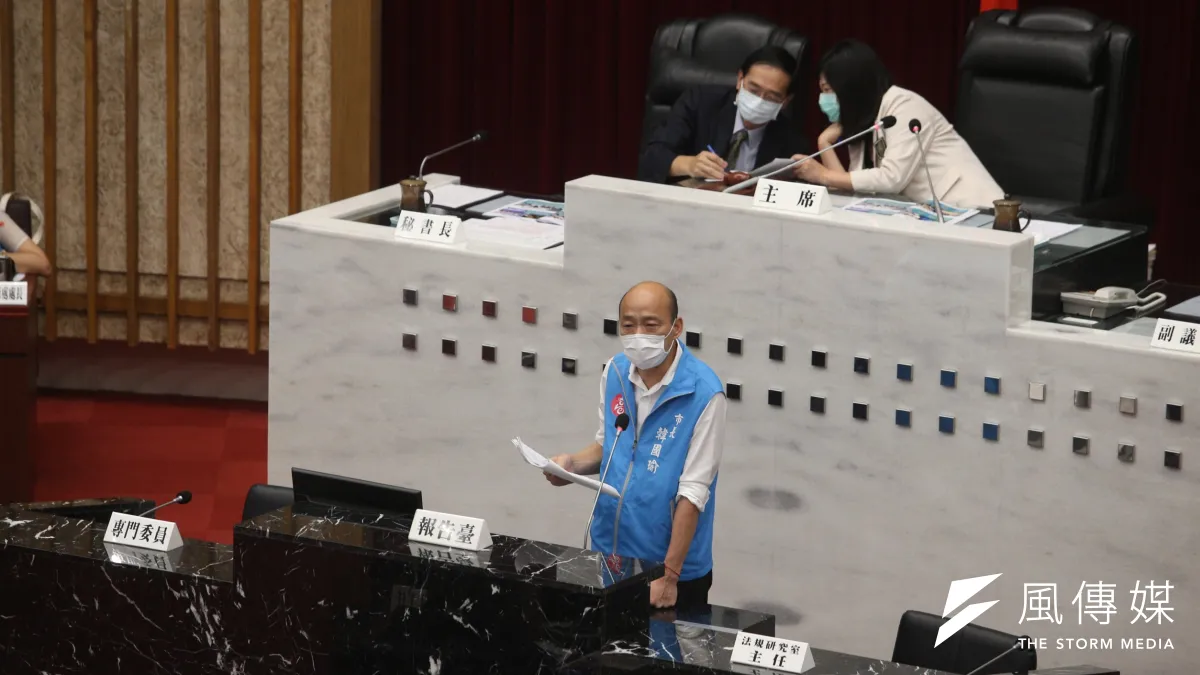 仁武垃圾焚化廠合約即將到期,針對議員19日於市長施政與質詢中建請中止招商公告,市長韓國瑜作出原則暫緩公告的宣示。(圖/徐炳文攝)