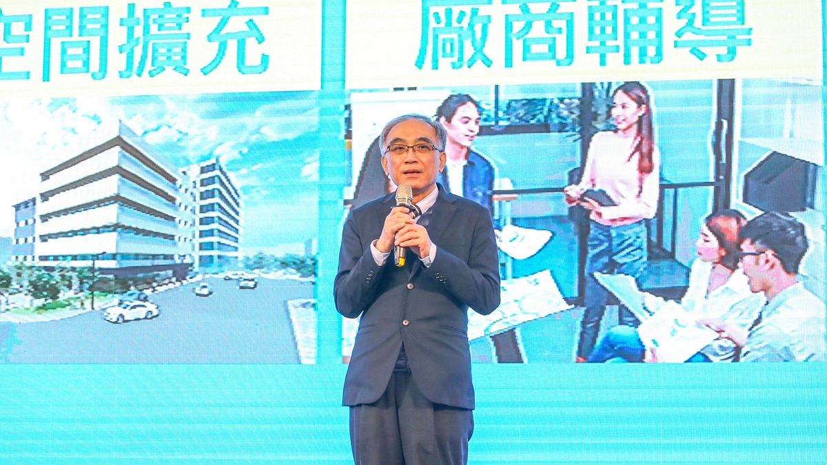 經濟部加工處長楊伯耕表示,科技產業園區今年營運成長五大突破,營業額將首破5千億元,創歷史新高。(圖/加工處提供) 經濟部加工處長楊伯耕表示,科技產業園區今年營運成長五大突破,營業額將首破5千億元,創歷史新高。(圖/加工處提供)
