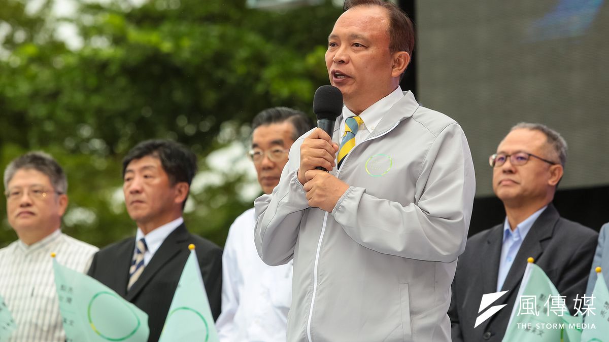 宜蘭縣長林聰賢強調,教師負有言教與身教的責任,並且要教學生要誠實。(資料照/顏麟宇攝) 宜蘭縣長林聰賢強調,教師負有言教與身教的責任,並且要教學生要誠實。(資料照/顏麟宇攝)