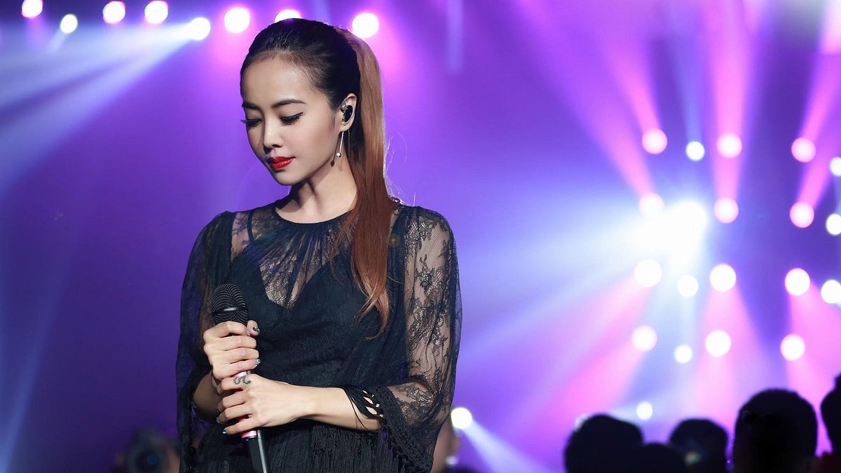 蔡依林的《Ugly Beauty》專輯氣勢驚人,一口氣入圍最佳國語專輯、最佳國語女歌手等7個獎項。(資料照,取自蔡依林臉書) 蔡依林的《Ugly Beauty》專輯氣勢驚人,一口氣入圍最佳國語專輯、最佳國語女歌手等7個獎項。(資料照,取自蔡依林臉書)