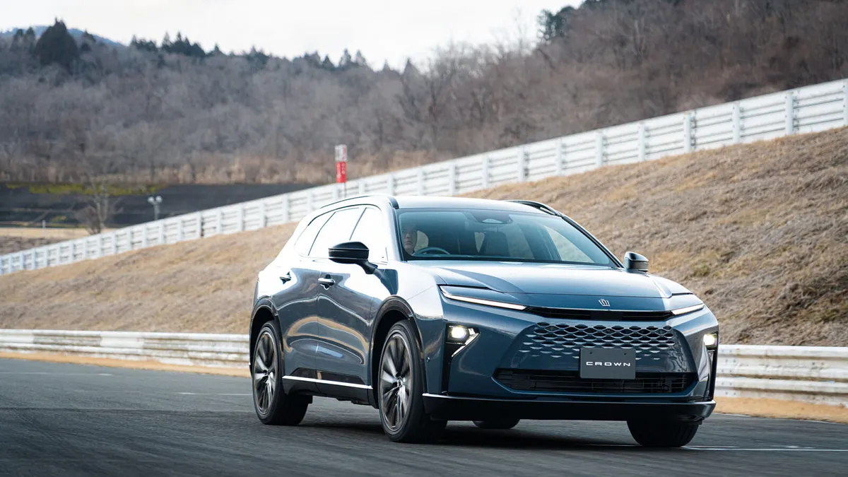 隆重登場 Toyota Crown Estate