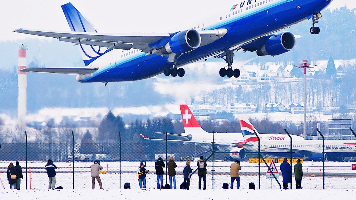 機位超賣時,航空公司竟有權請乘客下飛機?不想出遊掃興,請一定要做到這6點預防(圖/Aero Icarus@flickr) 機位超賣時,航空公司竟有權請乘客下飛機?不想出遊掃興,請一定要做到這6點預防(圖/Aero Icarus@flickr)