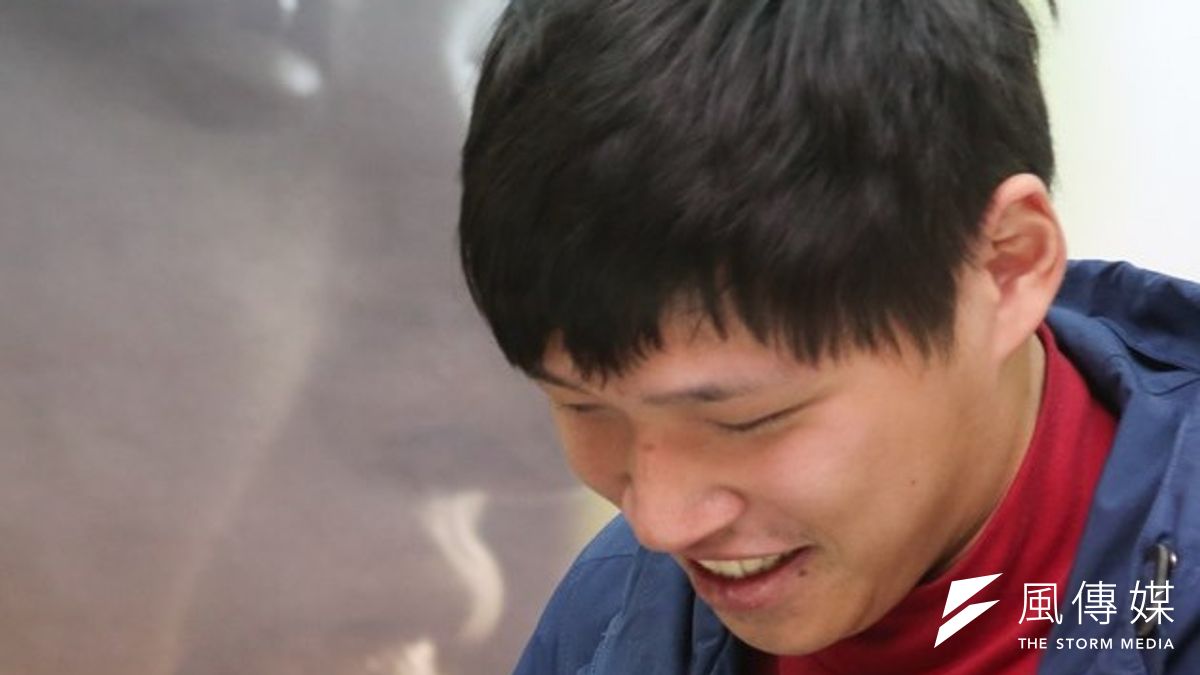 知道襲胸案後,綠人士曾勸陳為廷退選,但陳未接受。(余志偉攝) 知道襲胸案後,綠人士曾勸陳為廷退選,但陳未接受。(余志偉攝)