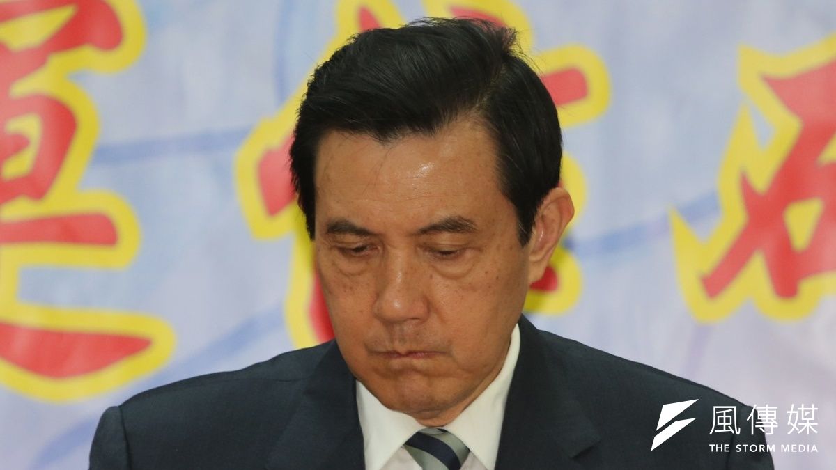 去年5月遭逢母喪之後,今年馬英九的過年會很不一樣。(資料照片,余志偉攝) 去年5月遭逢母喪之後,今年馬英九的過年會很不一樣。(資料照片,余志偉攝)