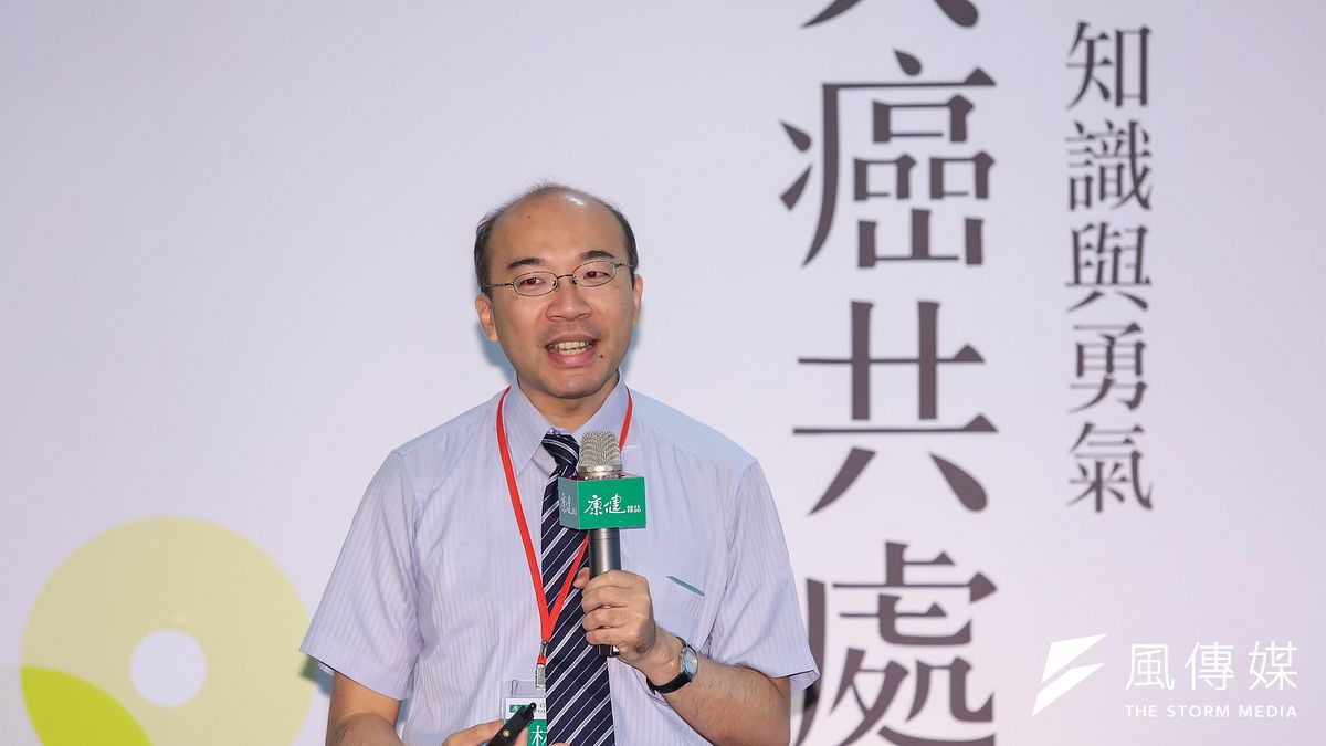 台灣大學台成幹細胞治療中心主治醫師林建廷14日出席康健趨勢論壇「與癌共處:愛、知識與勇氣」,針對「全球癌症治療大突破─免疫療法」做專題演講。(顏麟宇攝) 台灣大學台成幹細胞治療中心主治醫師林建廷14日出席康健趨勢論壇「與癌共處:愛、知識與勇氣」,針對「全球癌症治療大突破─免疫療法」做專題演講。(顏麟宇攝)