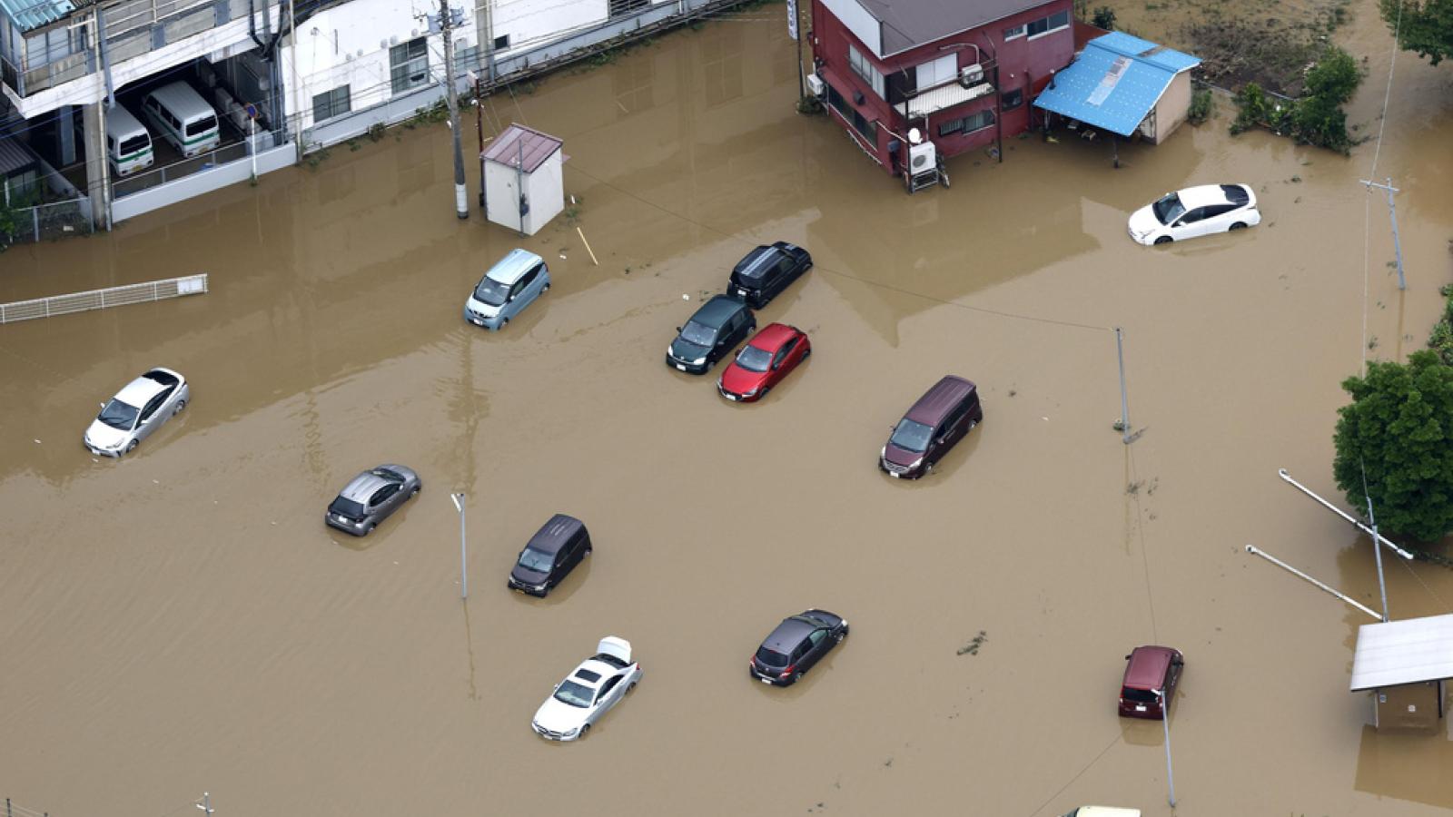 史詩級豪雨來襲!日本千葉多處淹水,成田機場7千旅客一度受困滯留