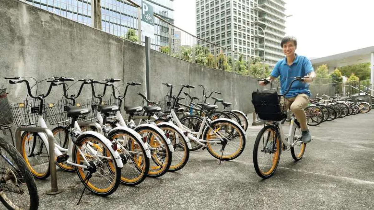 不同於YouBike必須在固定地點租還,「oBike」只要有機車格就能停放與租借,只要從手機下載app,就能自由騎乘。(取自oBike網站)