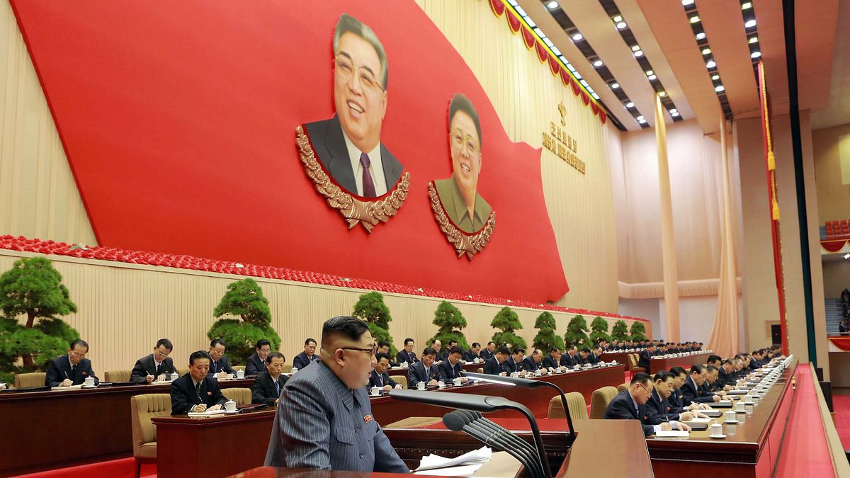 2017年12月23日,北韓最高領導人金正恩主持勞動黨會議(AP) 2017年12月23日,北韓最高領導人金正恩主持勞動黨會議(AP)