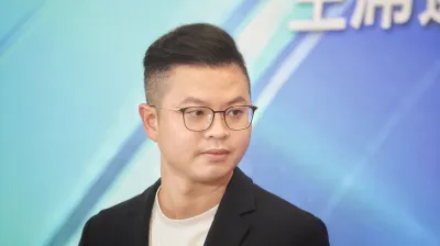 20251005-桃園市議員凌濤5日出席國民黨主席選舉電視政見說明會。(柯承惠攝)