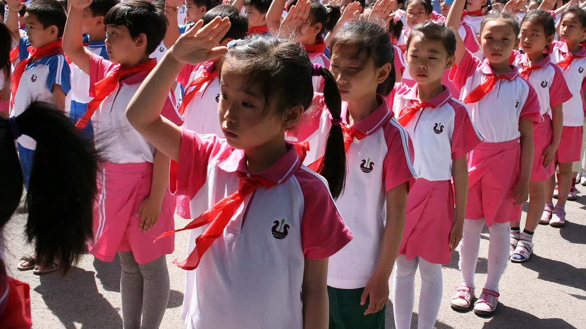 學校系統一百五十年不變,用同樣的教材教法教導一班二十個心靈完全不同的學生。(資料照,取自網路) 學校系統一百五十年不變,用同樣的教材教法教導一班二十個心靈完全不同的學生。(資料照,取自網路)