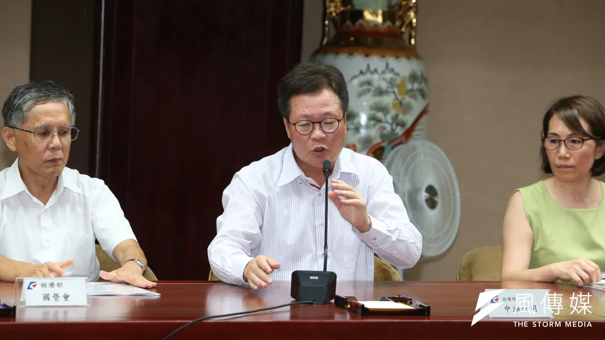 中油董事長陳金德今(17)上談話性節目時表示,在本次維修合約過後,將不再和包商巨路公司續約。(資料照,陳明仁攝)