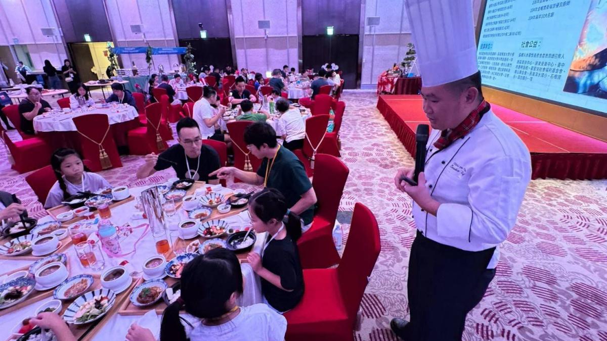 爸爸下廚展廚藝!農業局攜手翰品酒店推親子料理營 從食農教育實踐家務共享