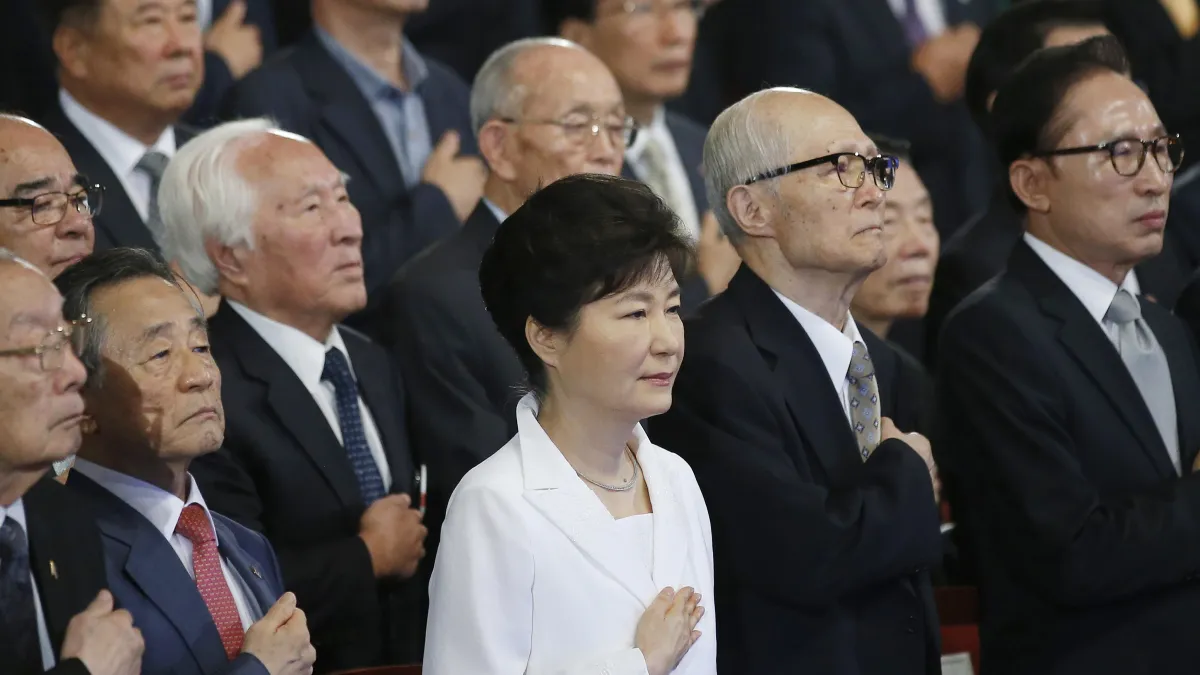 南韓總統朴槿惠15日出席光復70周年中央慶祝儀式(美聯社)