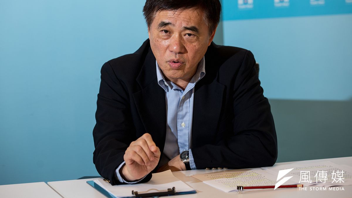 角逐國民黨黨魁補選的國民黨前副主席郝龍斌14日接受《風傳媒》專訪。(簡必丞攝) 角逐國民黨黨魁補選的國民黨前副主席郝龍斌14日接受《風傳媒》專訪。(簡必丞攝)