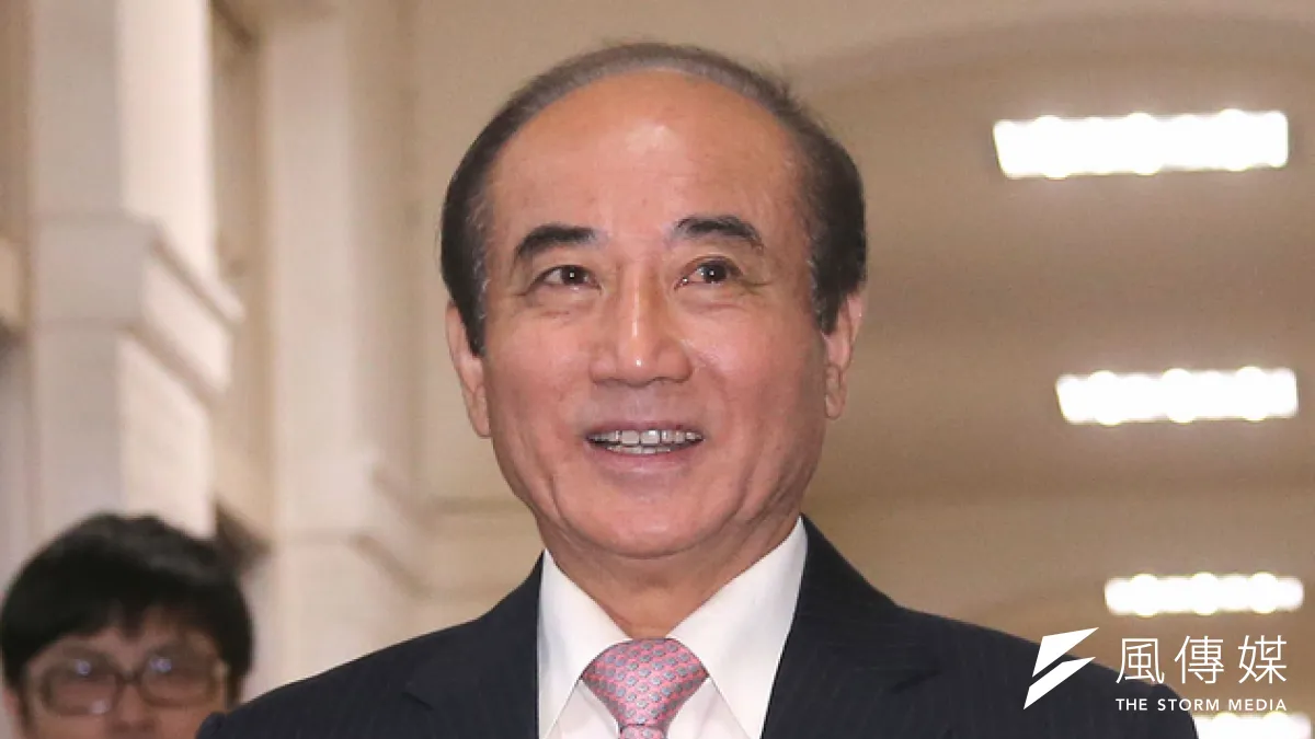 立法院長王金平表示,袁健生之前眼睛不適,但身體還是很硬朗。