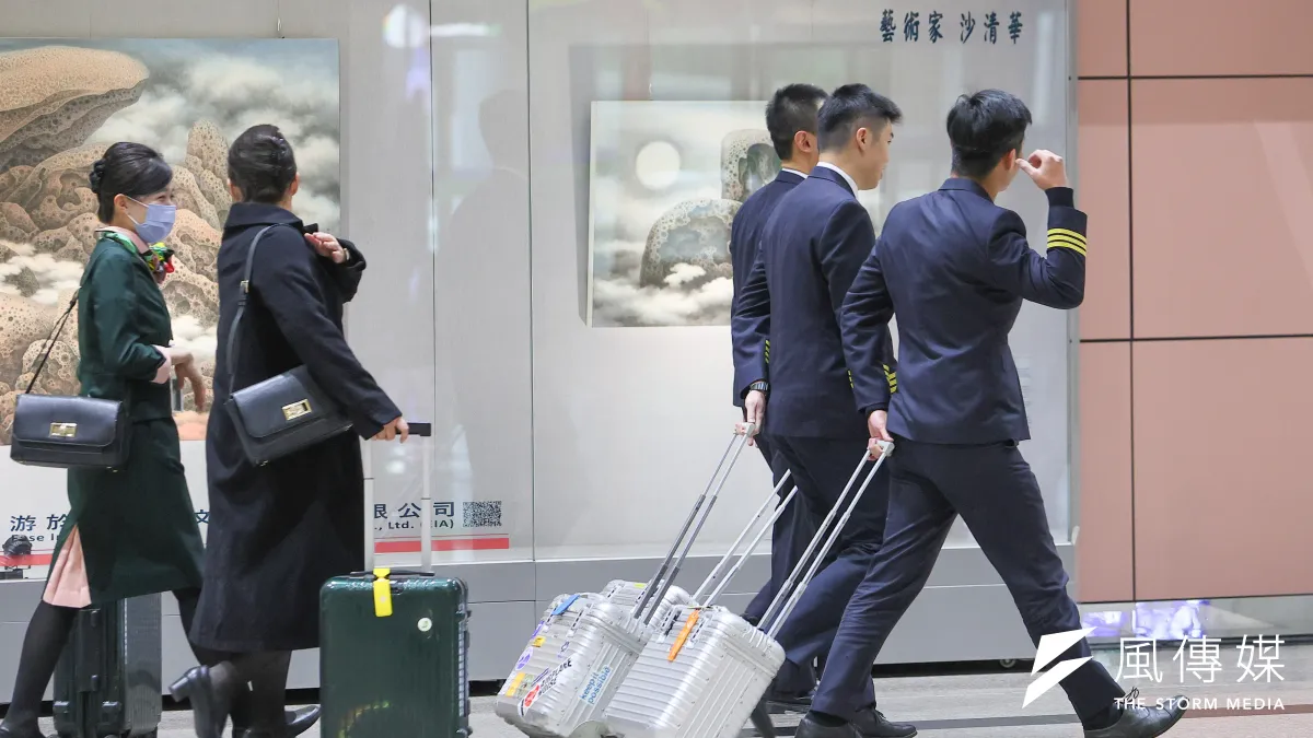 長榮航空機師因不滿公司調薪幅度,1月22日取得合法罷工權,擬於春節前後罷工,歐美長程航線首當其衝。(顏麟宇攝)