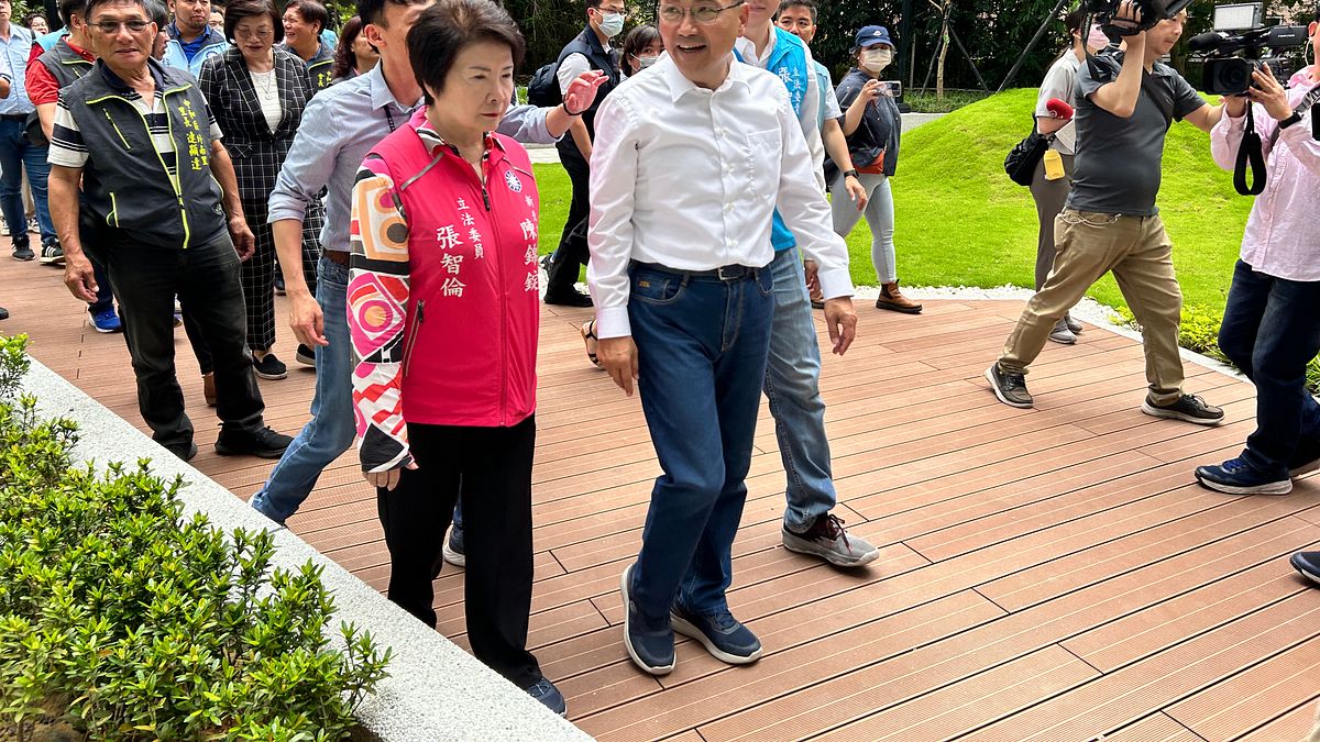 新北市長侯友宜視察安邦社會住宅。 圖/王彥蘋攝 新北市長侯友宜視察安邦社會住宅。 圖/王彥蘋攝