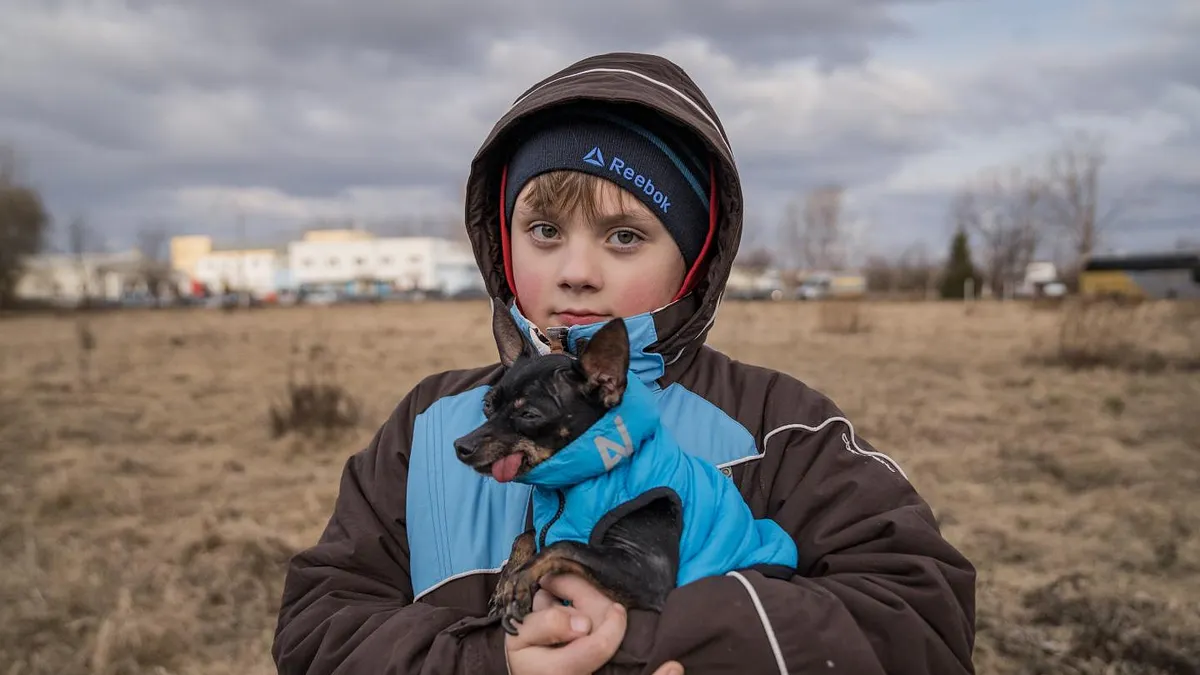 2022年2月24日俄羅斯揮兵入侵烏克蘭,超過200萬烏克蘭人被迫逃離家園,其中至少一半是兒童。(翻攝自UNICEF)