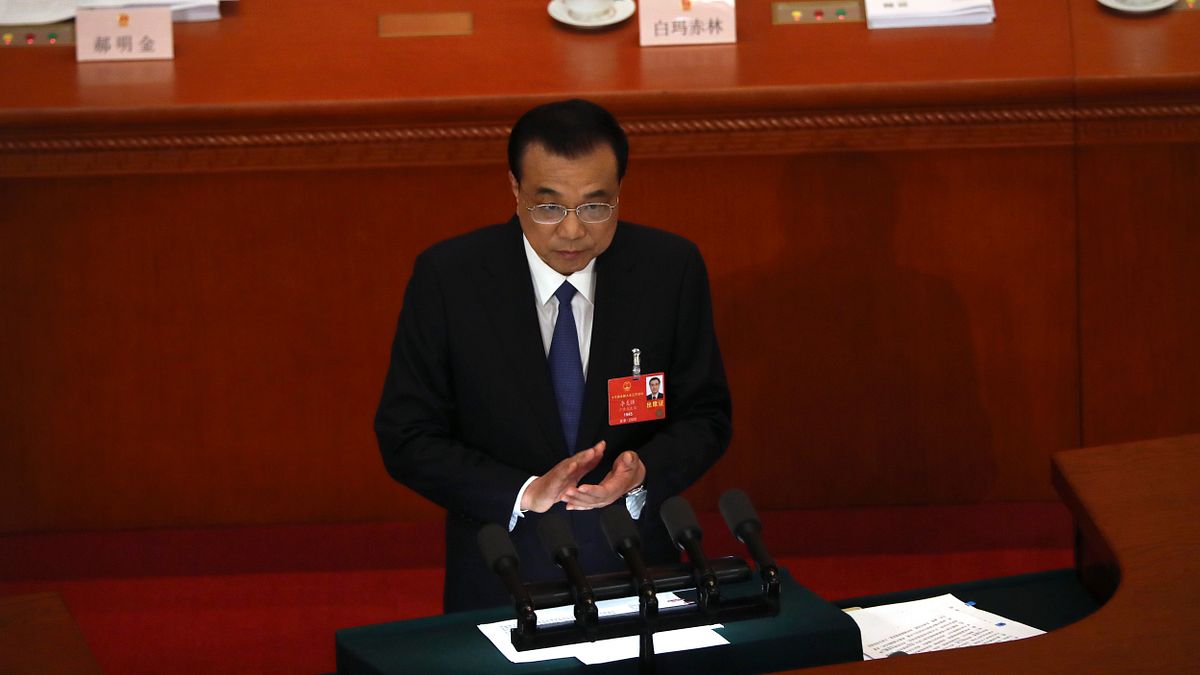 中國國務院總理李克強表示,中國經濟企穩回升,最近幾個月主要經濟指標保持穩定恢復趨勢,反映中國經濟有強大韌性,可以實現今年主要預期目標,全年經濟有望實現正成長。(AP) 中國國務院總理李克強表示,中國經濟企穩回升,最近幾個月主要經濟指標保持穩定恢復趨勢,反映中國經濟有強大韌性,可以實現今年主要預期目標,全年經濟有望實現正成長。(AP)