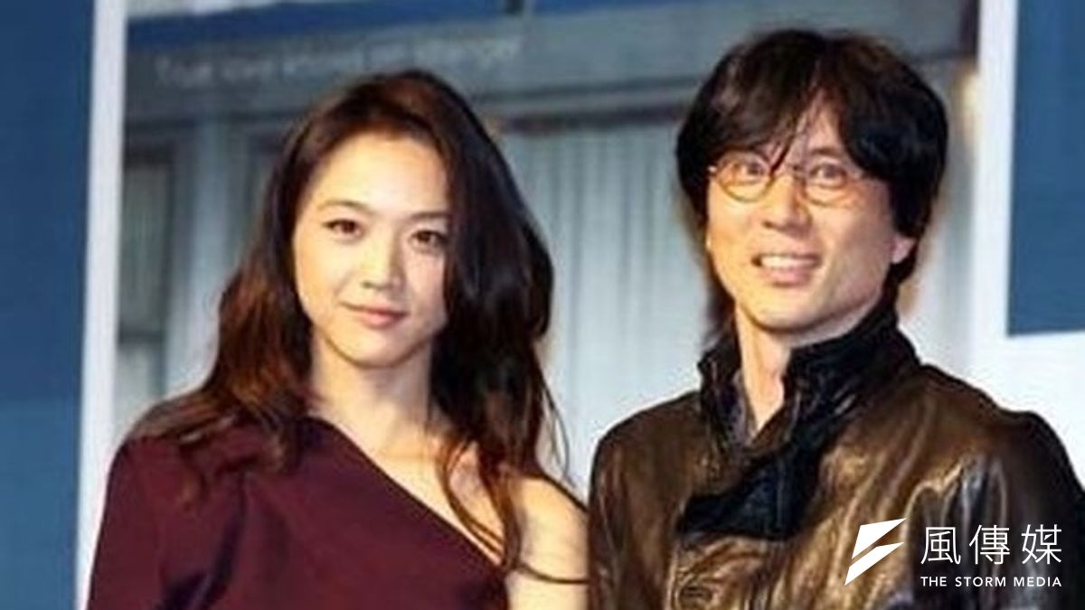 湯唯與金泰勇訂婚。(取自網路) 湯唯與金泰勇訂婚。(取自網路)