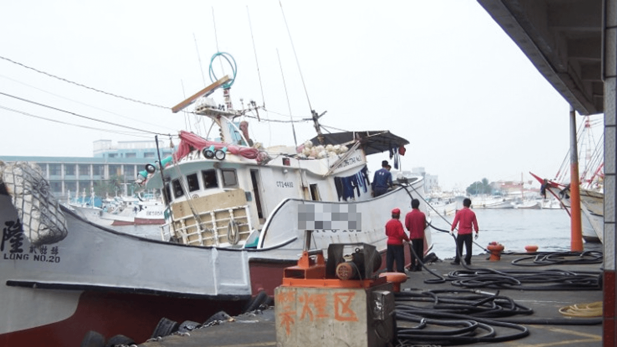 美國有線電視新聞網(CNN)報導,台灣被譽為亞洲自由及人權的燈塔,民主蓬勃發展且社會相對平等,卻不乏外籍漁工回報受虐和傷亡的情事。(示意圖,與本文無關/農委會) 美國有線電視新聞網(CNN)報導,台灣被譽為亞洲自由及人權的燈塔,民主蓬勃發展且社會相對平等,卻不乏外籍漁工回報受虐和傷亡的情事。(示意圖,與本文無關/農委會)