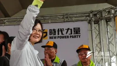 民進黨總統候選人蔡英文出席時代力量立委候選人黃國昌競選總部成立大會。(顏麟宇攝)
