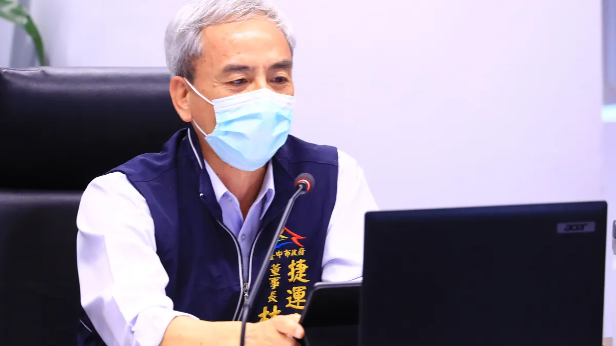台中捷運公司董事長林志盈在市政會中表示,台中捷運全線通車運營只會提前不會延後。(圖/臺中市政府提供)