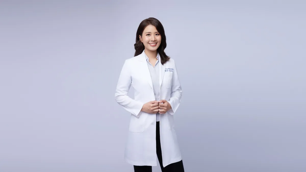 任杏嫦醫師長期投入前牙美學、陶瓷貼片、隱形矯正與全口重建,重視亮白、自然與個人特色之間的平衡。(圖/任杏嫦醫師提供)