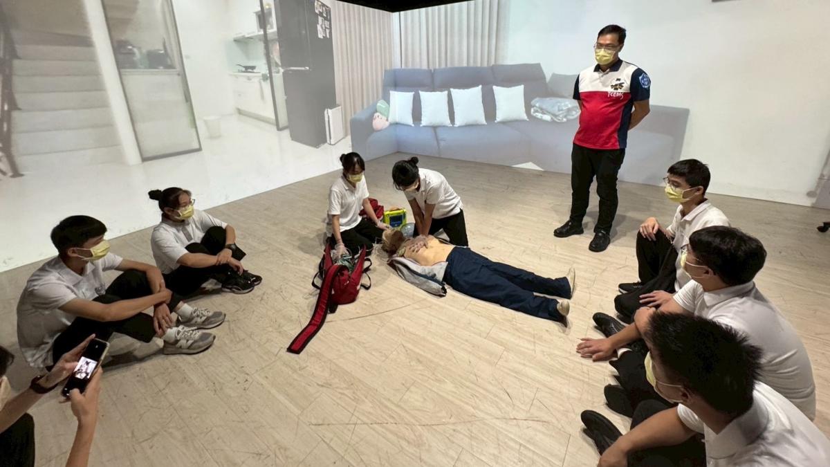 中市消防打造沉浸式教室 逼真模擬高壓救災現場